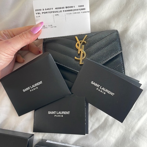 YSL SAINT LAURENT CASSANDRE MATELASSÉ COMPACT TRI FOLD WALLET QUILTED LAMBSKIN - Picture 10 of 16